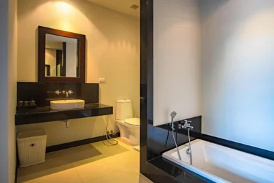 Villa 2 Bedrooms with private pool at ONYX Villa Naiharn – Foto 3
