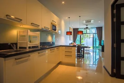 Villa 2 Bedrooms with private pool at ONYX Villa Naiharn – Foto 9